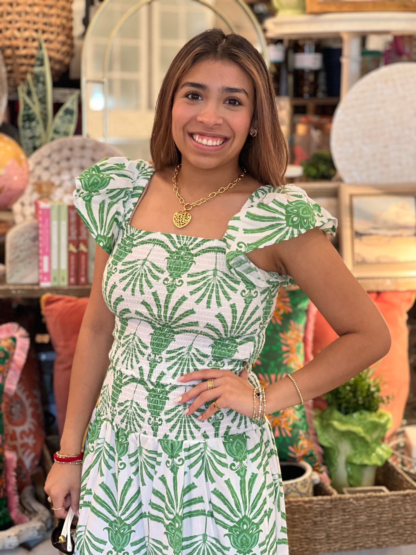 Green Deco Palm 2pc Flutter Sleeve Set