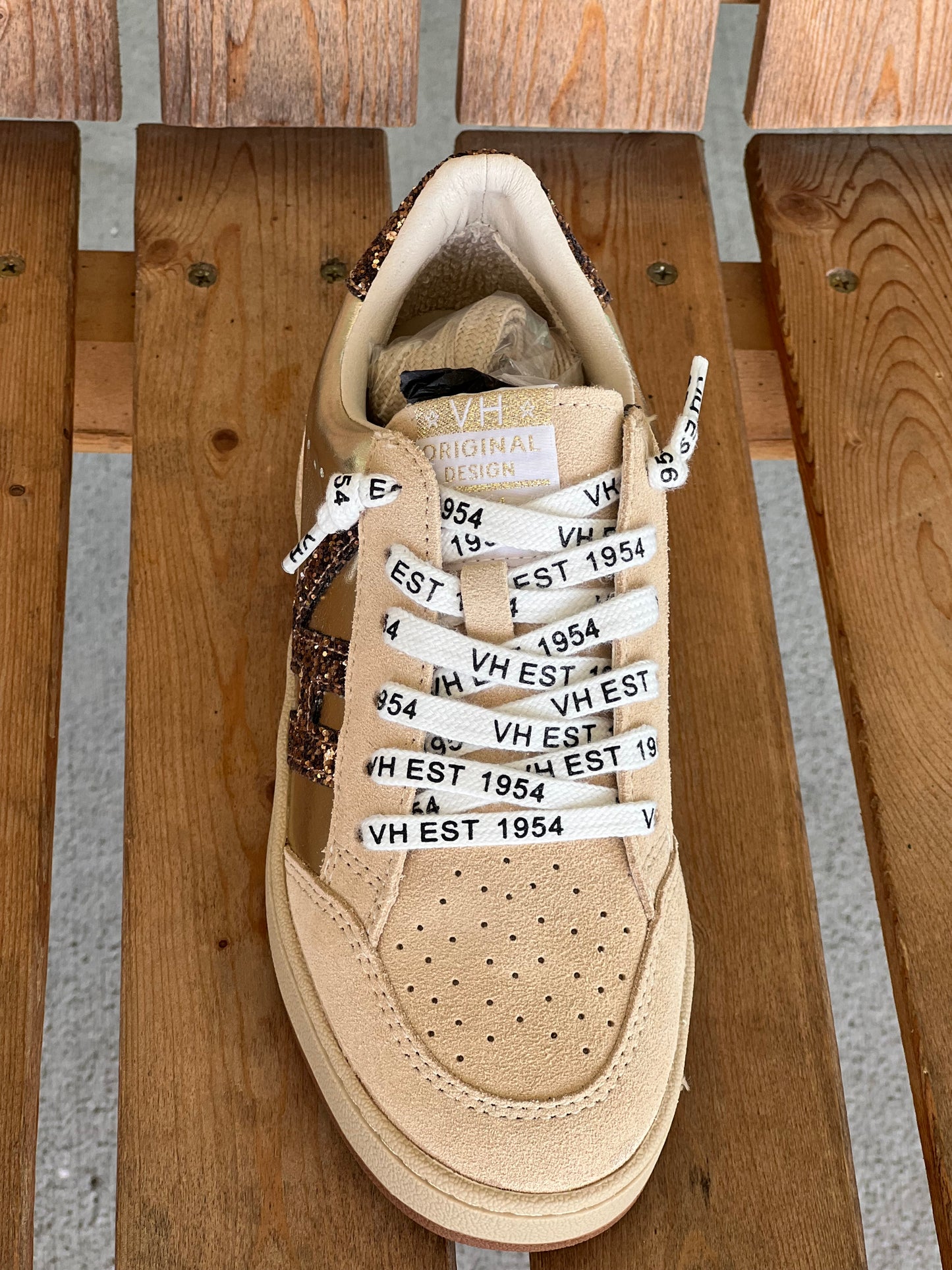 Vintage Havana Step 1 Washed Gold Sneakers