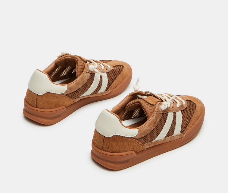 Steve Madden Verdict Sneakers in Tan