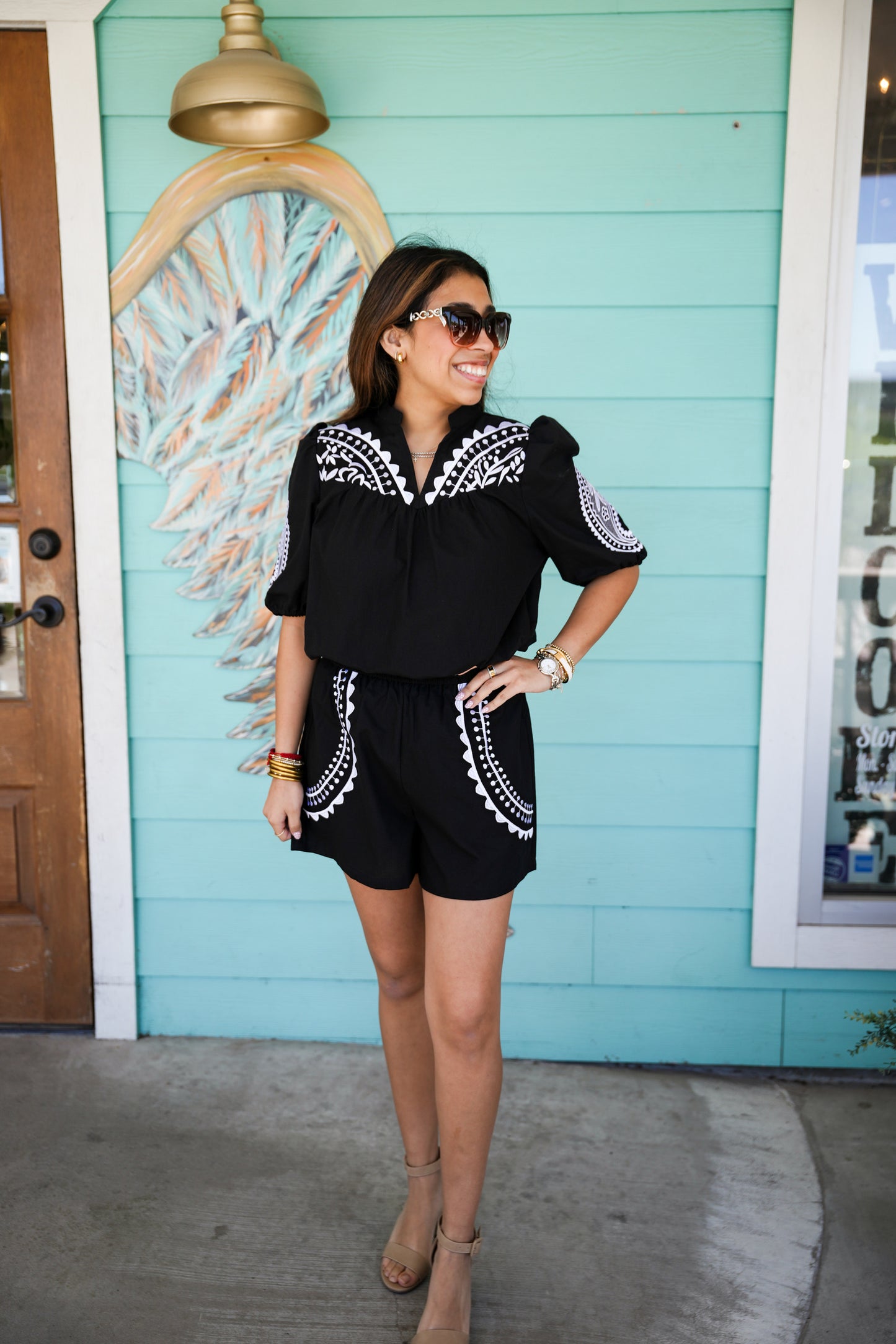 Humphrey Black Embroidered Shorts