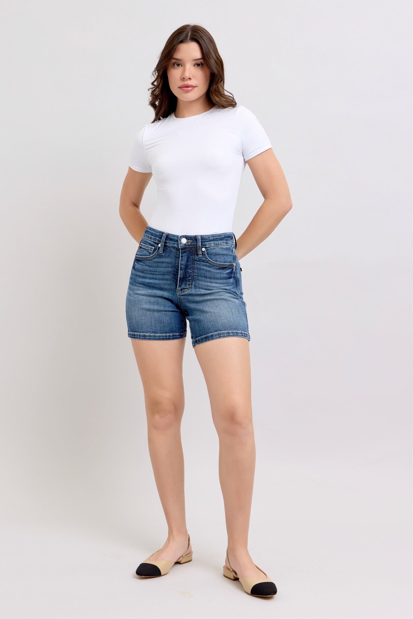 Judy Blue Mid Rise TC Mid Length Shorts