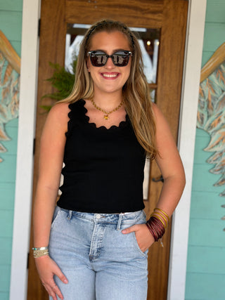 Black Scallop Wave Sleeveless Top
