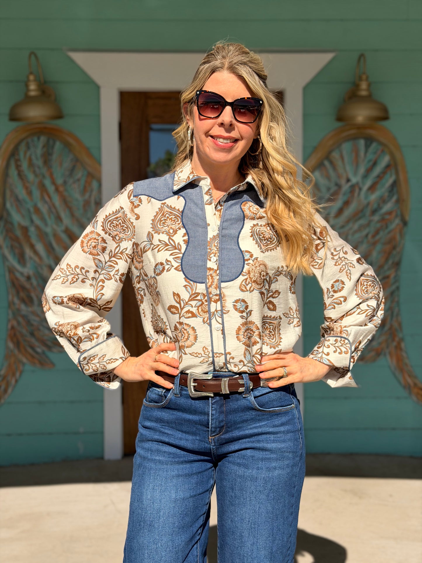 THML Cocoa Blue Floral Detail Button Top