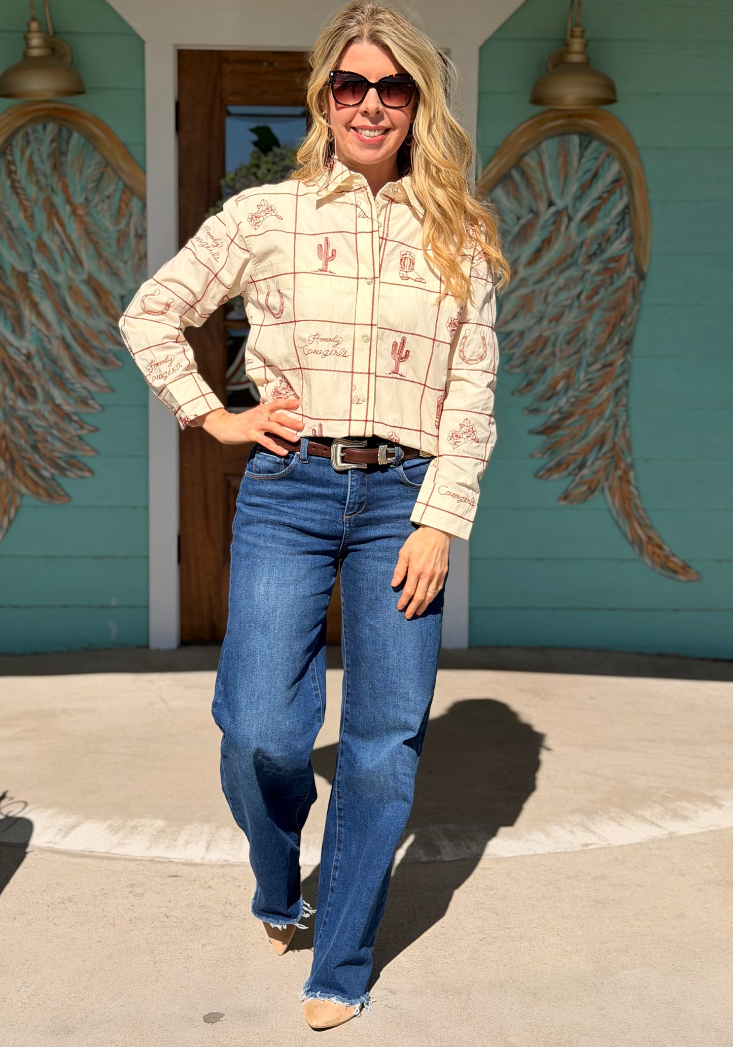 Cherrywood Embroidered Western Button Down Top