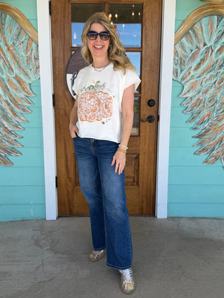 Vanilla Lace Pumpkin Edgy Tee