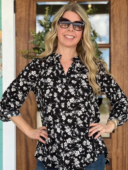 Lizzie Black & Ivory Floral 3/4 Sleeve Top