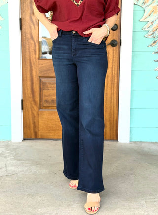 1822 Better Butter High Rise 30" Wide Denim