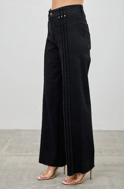 Saige Denim Black HR Straight Front Lines Denim