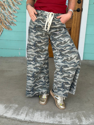 Camo Wide Leg Drawstring Pants