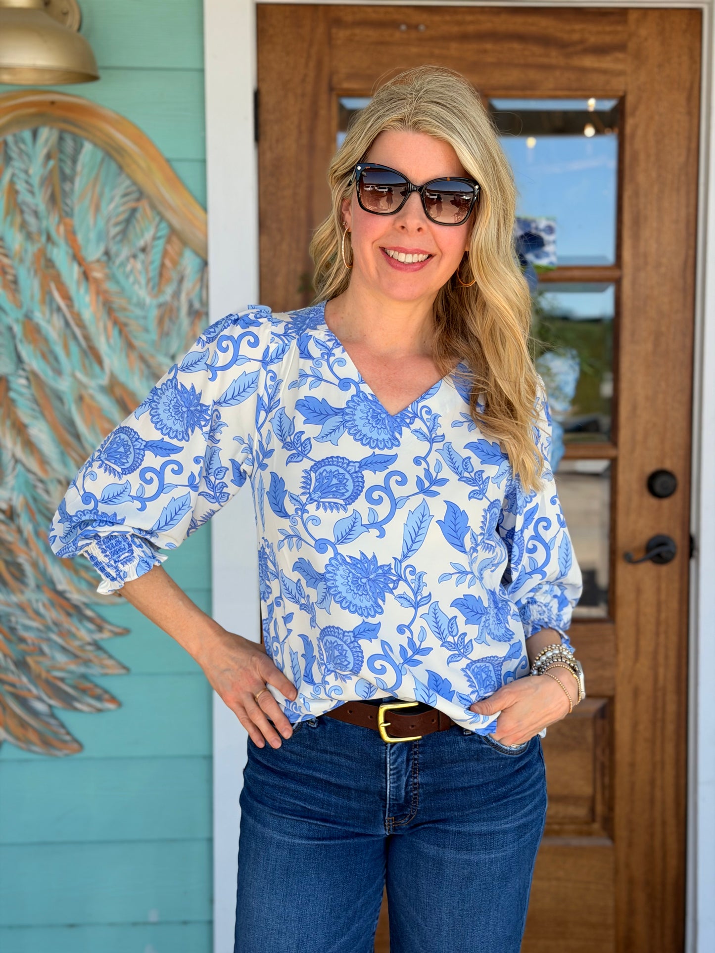 Ashlyn Blue Porcelain Vines Top