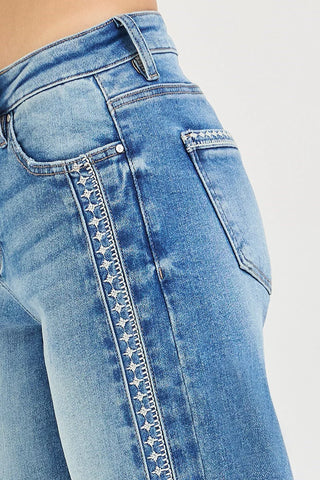 Risen HR Ankle Barrel Embroidered Detail Jeans