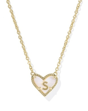 Kendra Scott Heart Letter  Pndt -- S