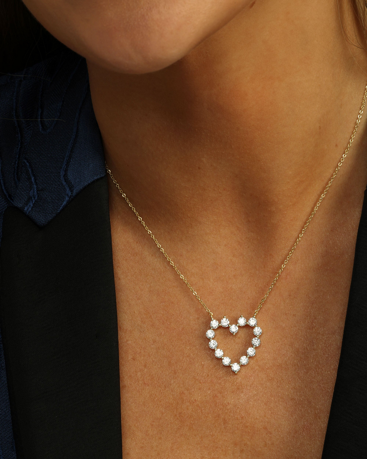 Melinda Maria She's an Icon Baby Heart Necklace Gold