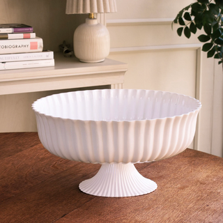 Beatriz Ball VIDA Vienna Large Centerpiece