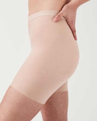 Spanxshape Invisible Girlshort Champagne Beige