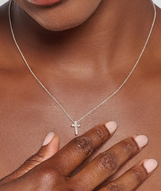 Rizen Dainty Luminous Cross Pave Necklace Silver