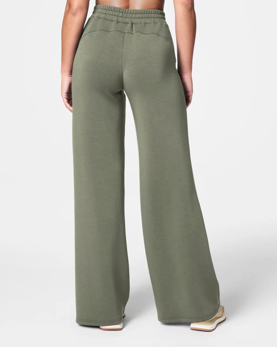 Spanx Air Essentials Clover Wide Leg Pant