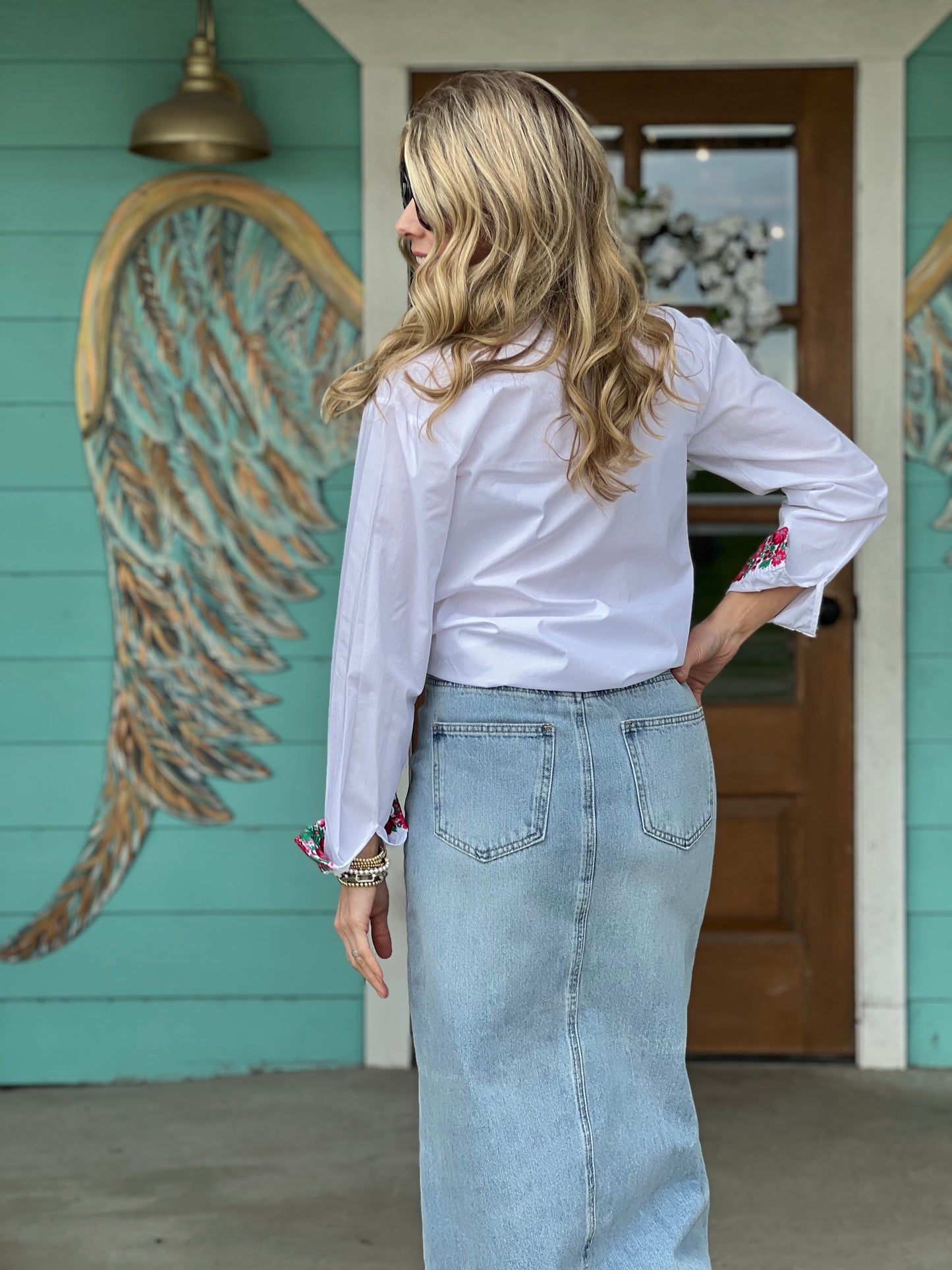 Tilly Floral Embroidered Detail White Shirt